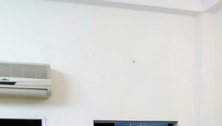 Cho Thuê nhà phố ngõ oto, kinh doanh phố Thái Thịnh, Đống Đa,  36m2 -2,5 Tầng -  MT 3,2m - Giá 10,5tr